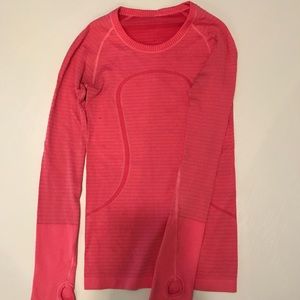 Lululemon Swiftly Tech Long Sleeve Crew